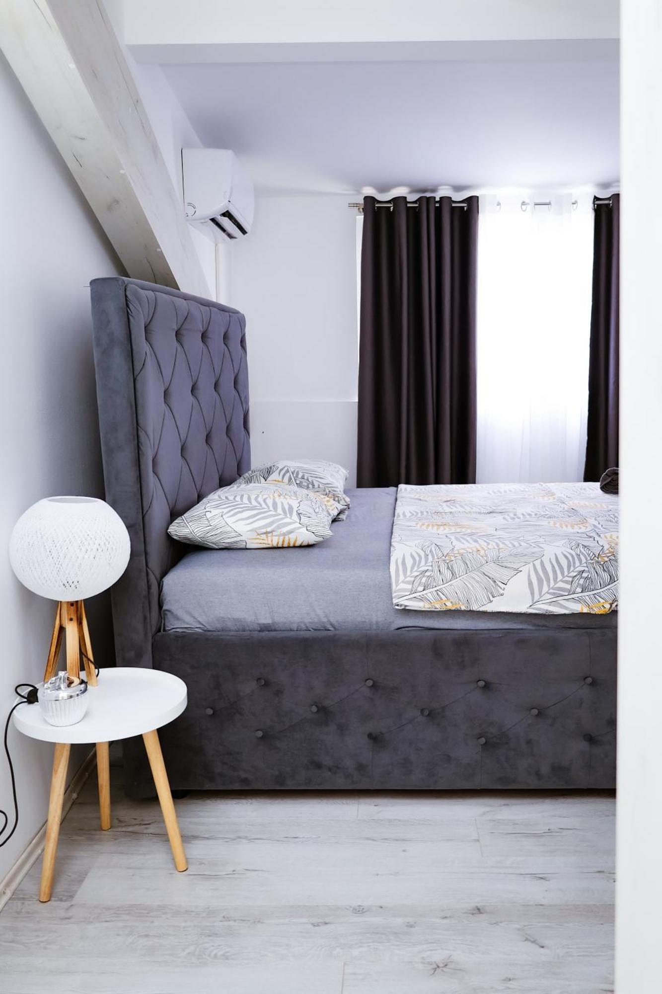 Apartment Lola